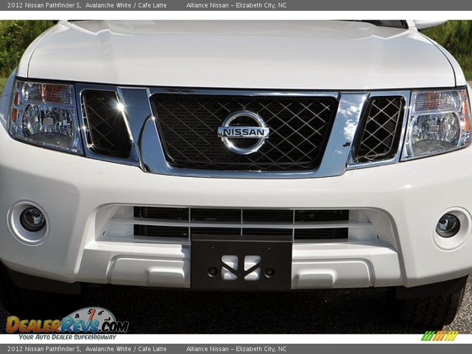 2012 Nissan Pathfinder S Avalanche White / Cafe Latte Photo #1