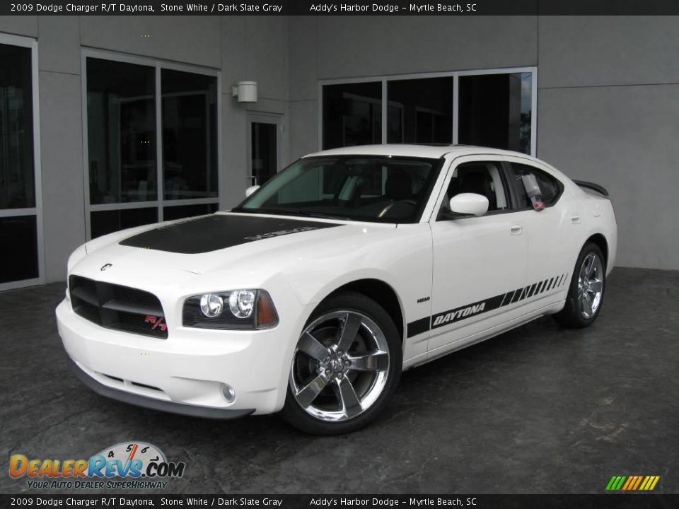 2009 Dodge Charger R/T Daytona Stone White / Dark Slate Gray Photo #1