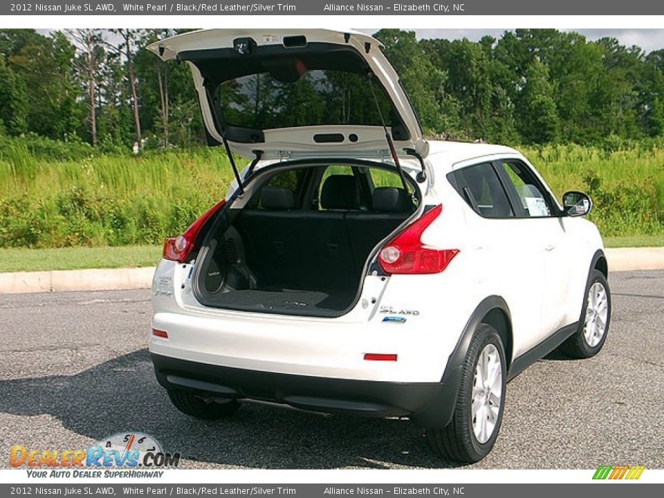 2012 Nissan Juke SL AWD White Pearl / Black/Red Leather/Silver Trim Photo #5