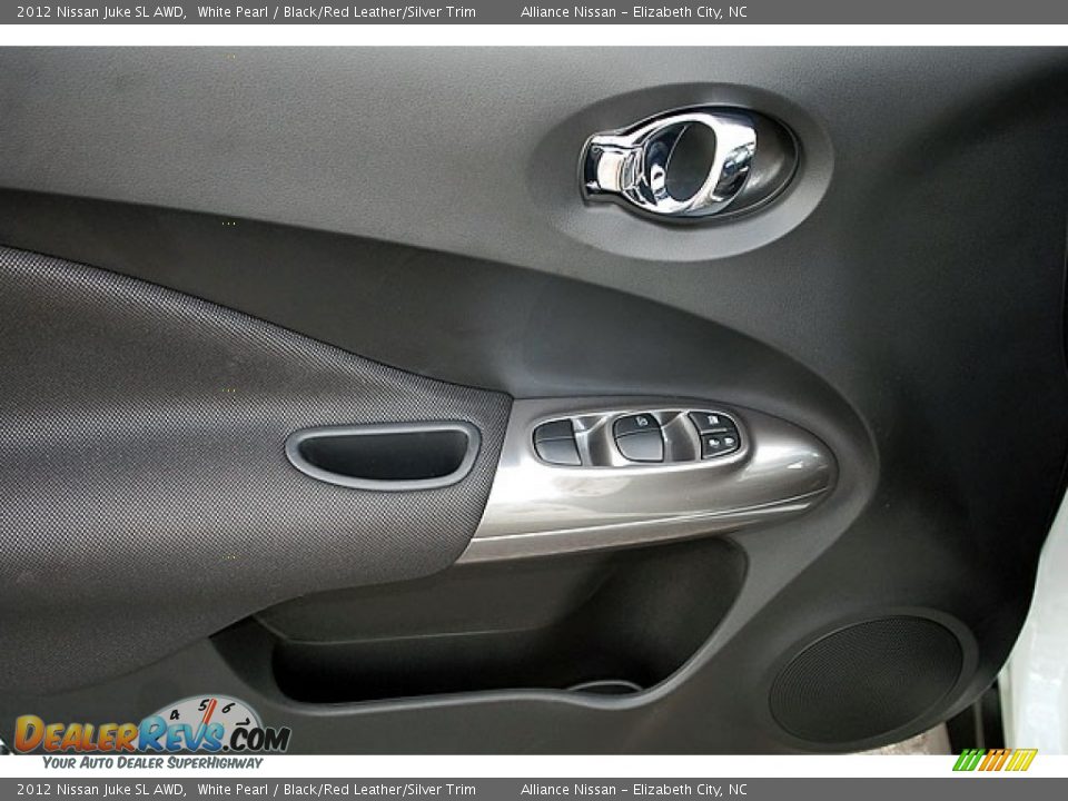 2012 Nissan Juke SL AWD White Pearl / Black/Red Leather/Silver Trim Photo #11