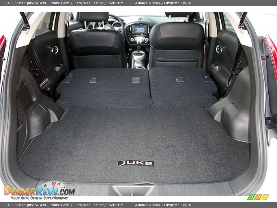 2012 Nissan Juke SL AWD White Pearl / Black/Red Leather/Silver Trim Photo #16