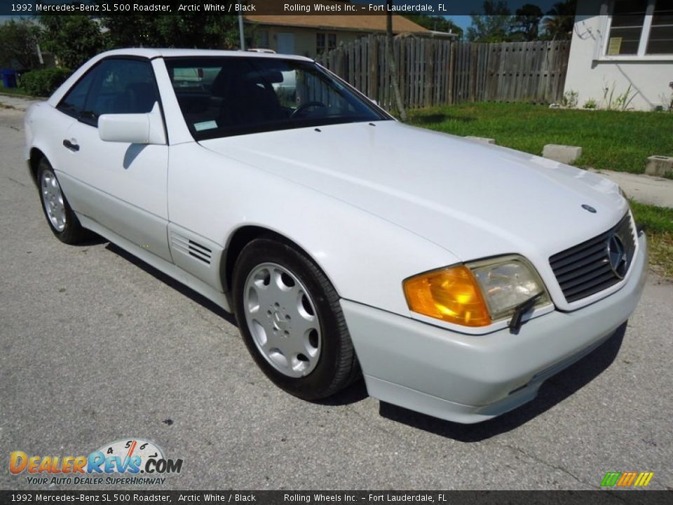 Front 3/4 View of 1992 Mercedes-Benz SL 500 Roadster Photo #28