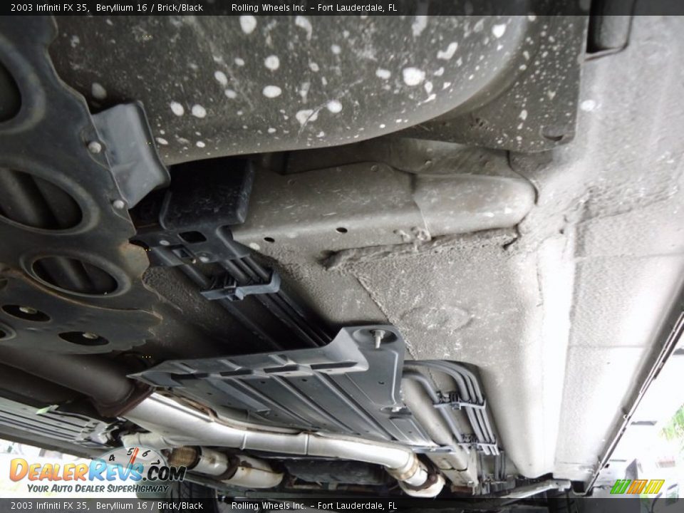 Undercarriage of 2003 Infiniti FX 35 Photo #18