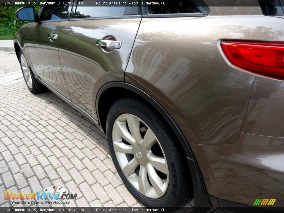 2003 Infiniti FX 35 Beryllium 16 / Brick/Black Photo #31