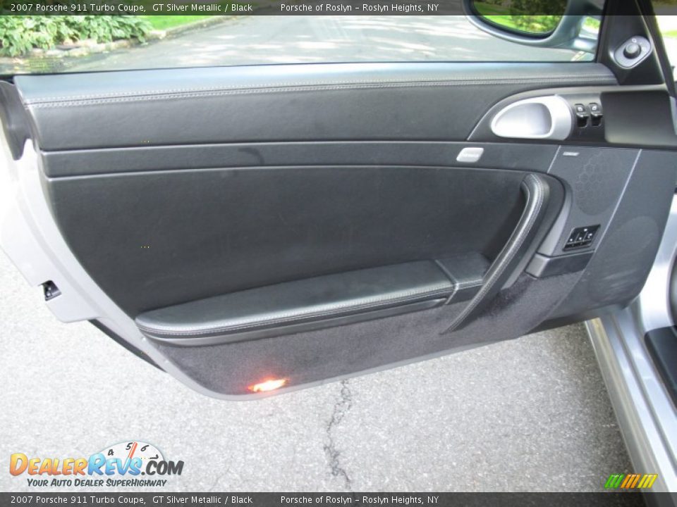 Door Panel of 2007 Porsche 911 Turbo Coupe Photo #13