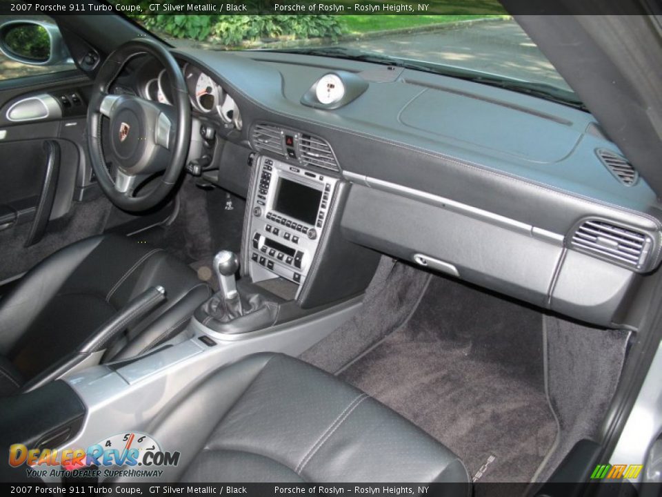 Dashboard of 2007 Porsche 911 Turbo Coupe Photo #17