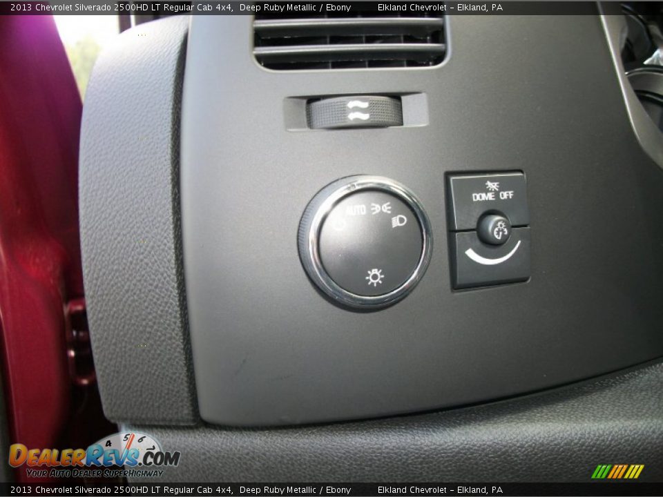 Controls of 2013 Chevrolet Silverado 2500HD LT Regular Cab 4x4 Photo #25
