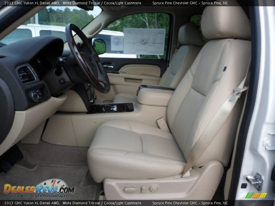 2013 GMC Yukon XL Denali AWD White Diamond Tricoat / Cocoa/Light Cashmere Photo #12