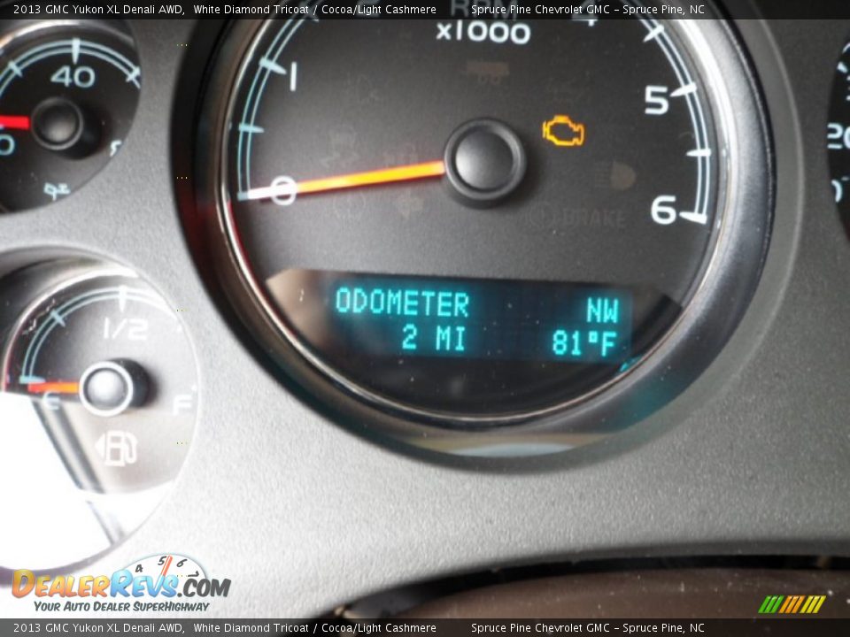2013 GMC Yukon XL Denali AWD White Diamond Tricoat / Cocoa/Light Cashmere Photo #19