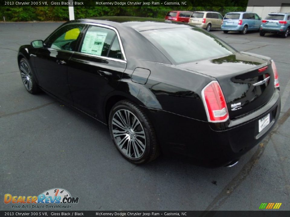 2013 Chrysler 300 S V8 Gloss Black / Black Photo #6