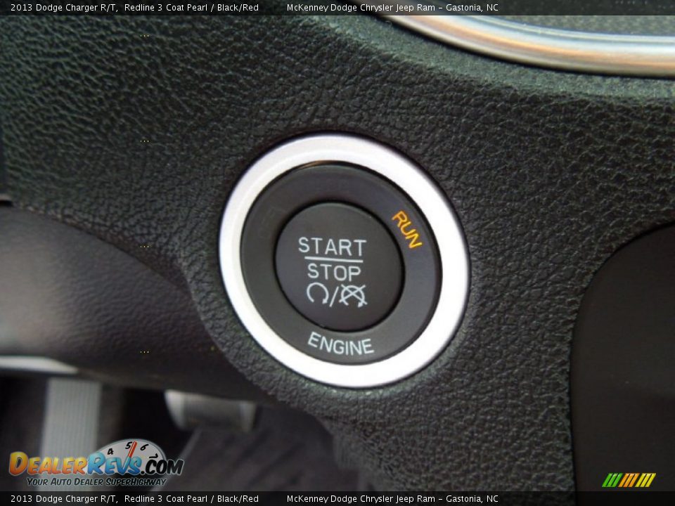 Controls of 2013 Dodge Charger R/T Photo #12