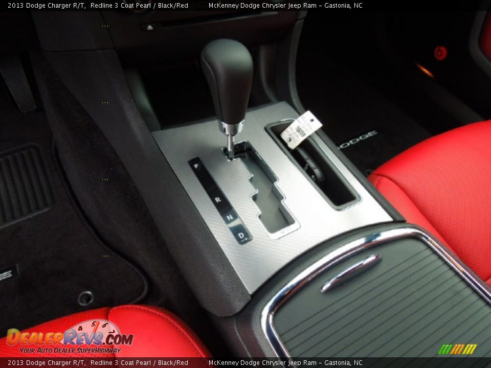 2013 Dodge Charger R/T Shifter Photo #15
