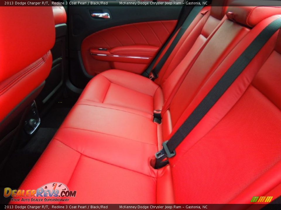 Rear Seat of 2013 Dodge Charger R/T Photo #18