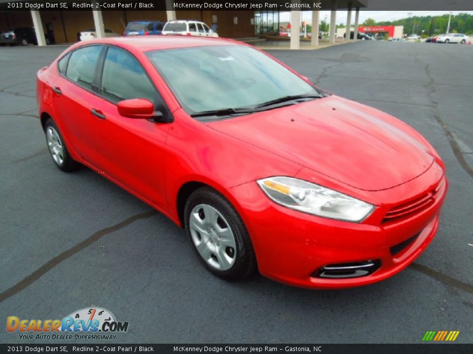 Front 3/4 View of 2013 Dodge Dart SE Photo #1