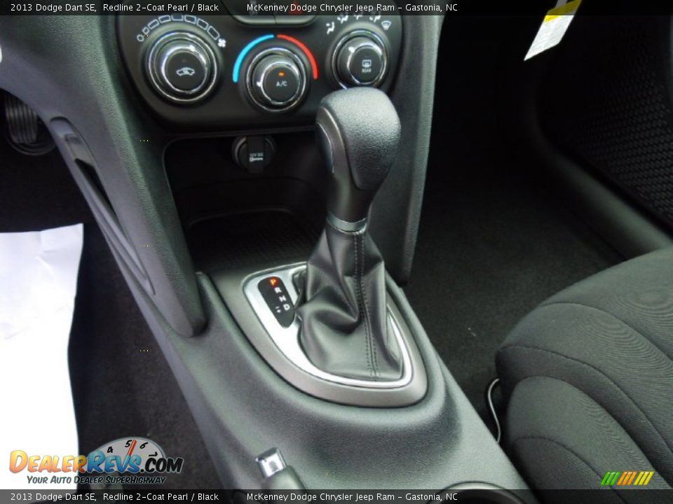 2013 Dodge Dart SE Shifter Photo #11