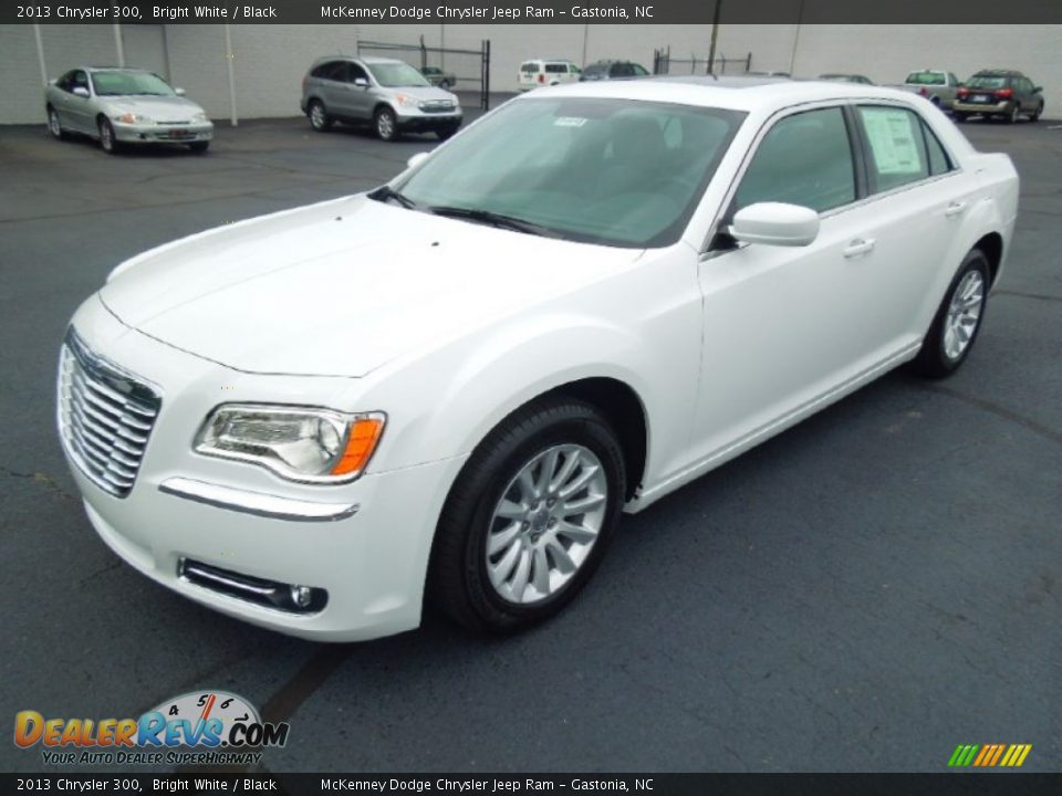 2013 Chrysler 300 Bright White / Black Photo #2