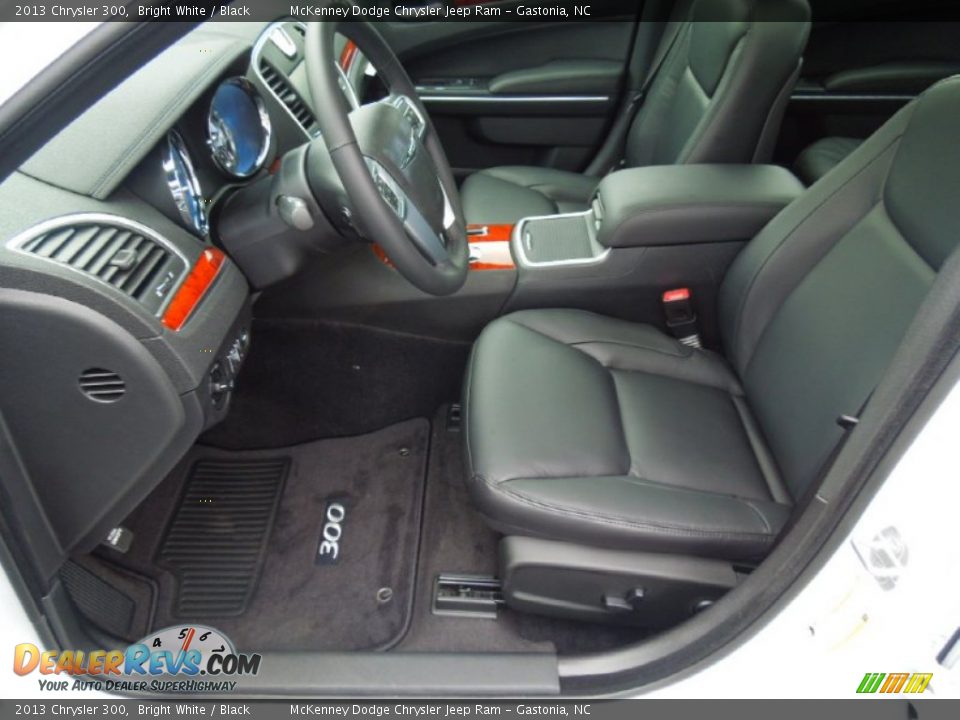 Black Interior - 2013 Chrysler 300  Photo #8