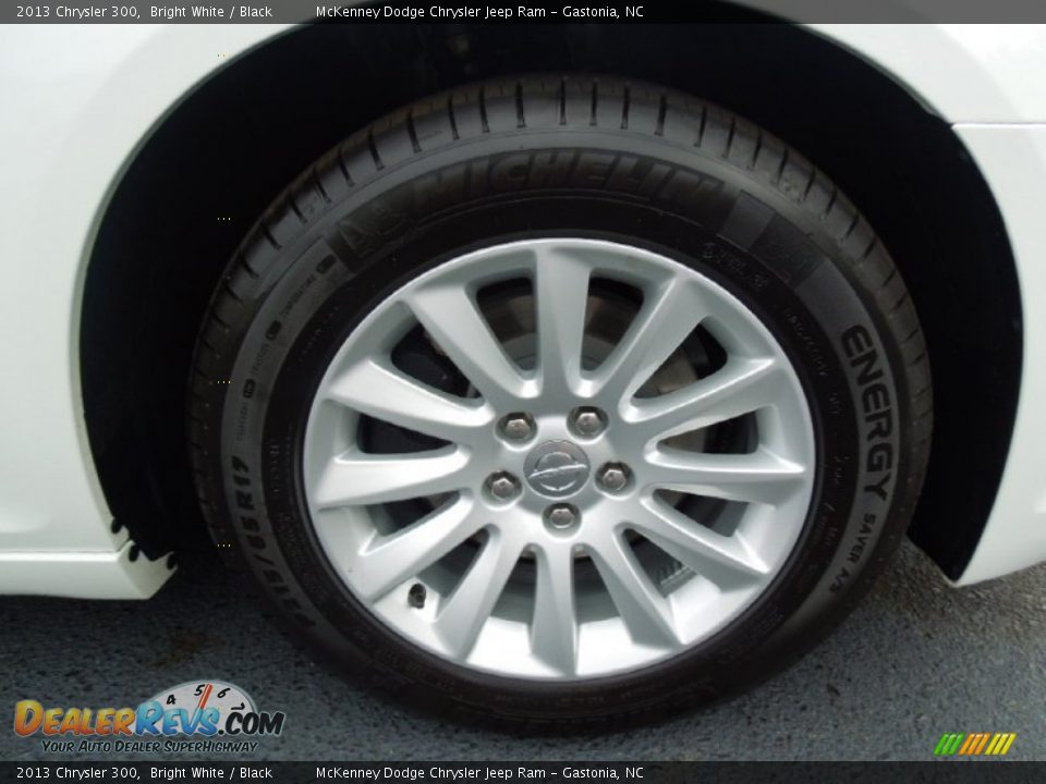 2013 Chrysler 300  Wheel Photo #26