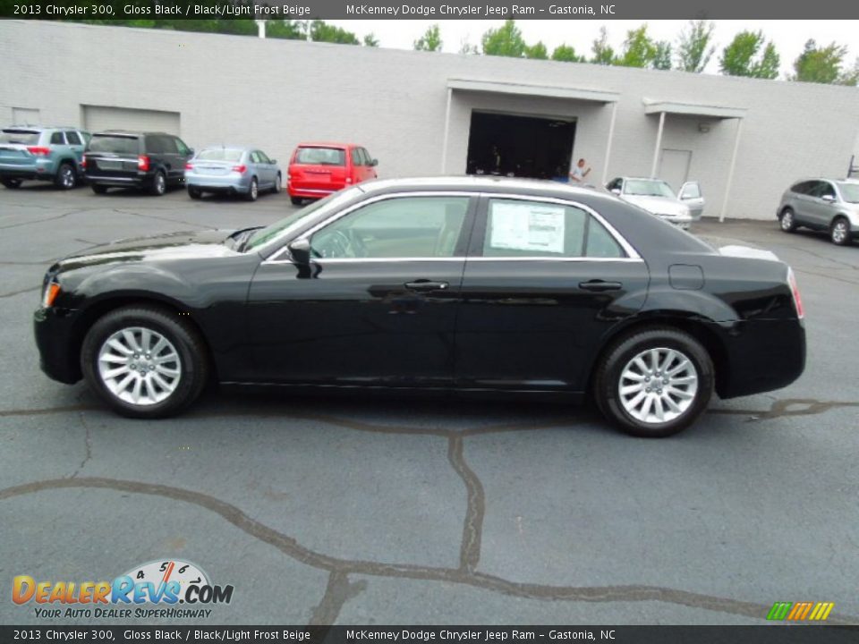 2013 Chrysler 300 Gloss Black / Black/Light Frost Beige Photo #3