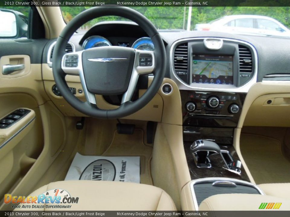 Dashboard of 2013 Chrysler 300  Photo #18