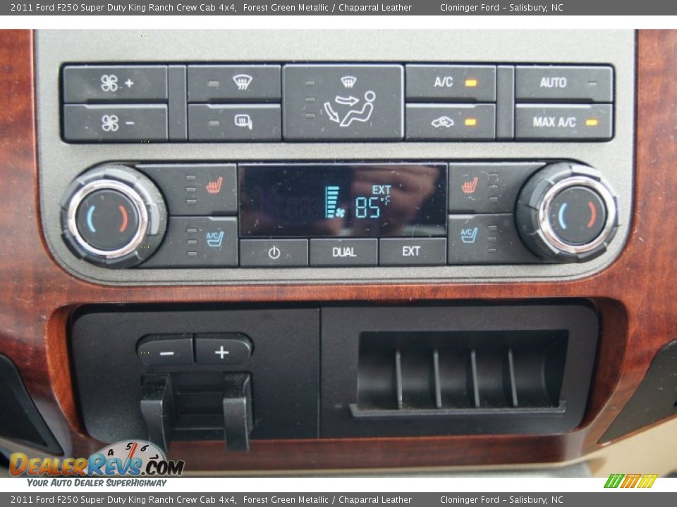 Controls of 2011 Ford F250 Super Duty King Ranch Crew Cab 4x4 Photo #35