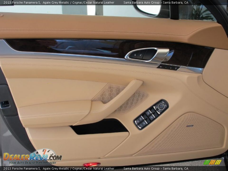 Door Panel of 2013 Porsche Panamera S Photo #10