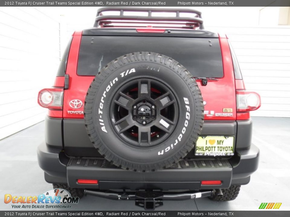 2012 Toyota FJ Cruiser Trail Teams Special Edition 4WD Radiant Red / Dark Charcoal/Red Photo #4