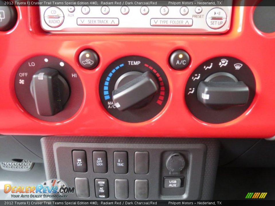 Controls of 2012 Toyota FJ Cruiser Trail Teams Special Edition 4WD Photo #29
