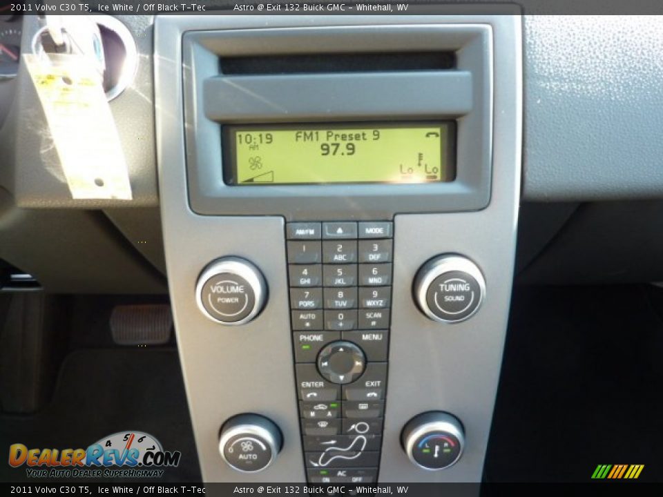 2011 Volvo C30 T5 Ice White / Off Black T-Tec Photo #19