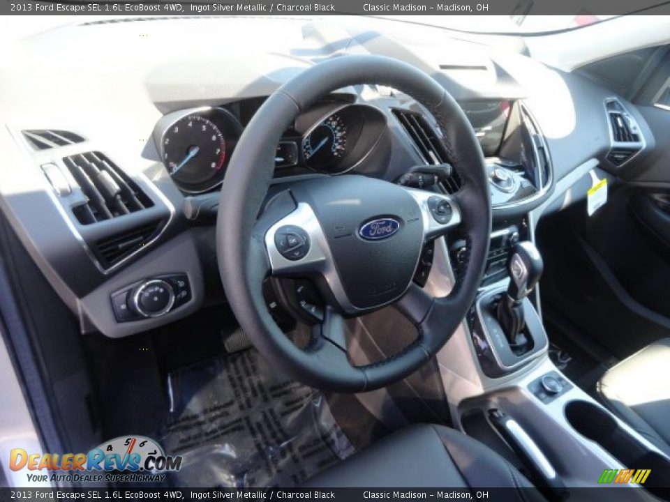 Dashboard of 2013 Ford Escape SEL 1.6L EcoBoost 4WD Photo #9