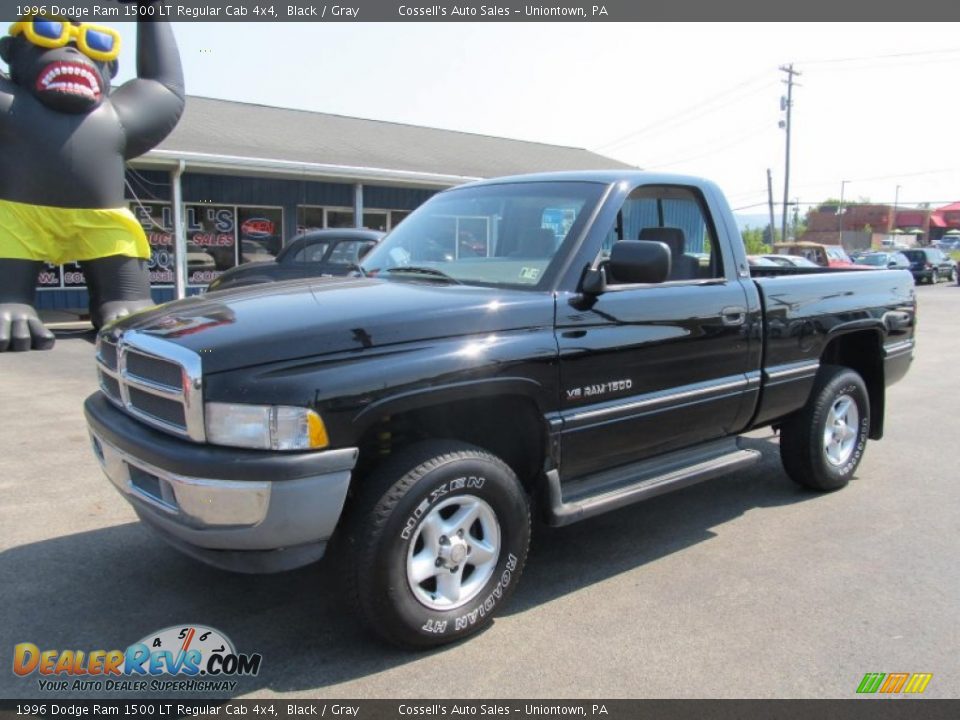 Front 3/4 View of 1996 Dodge Ram 1500 LT Regular Cab 4x4 Photo #1