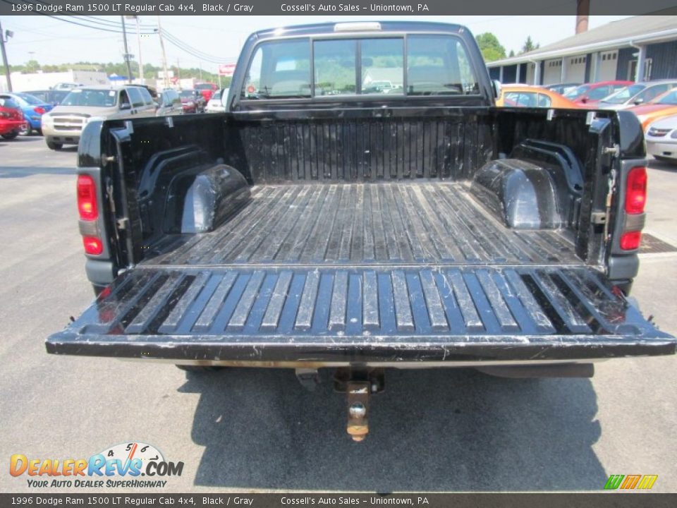 1996 Dodge Ram 1500 LT Regular Cab 4x4 Black / Gray Photo #5