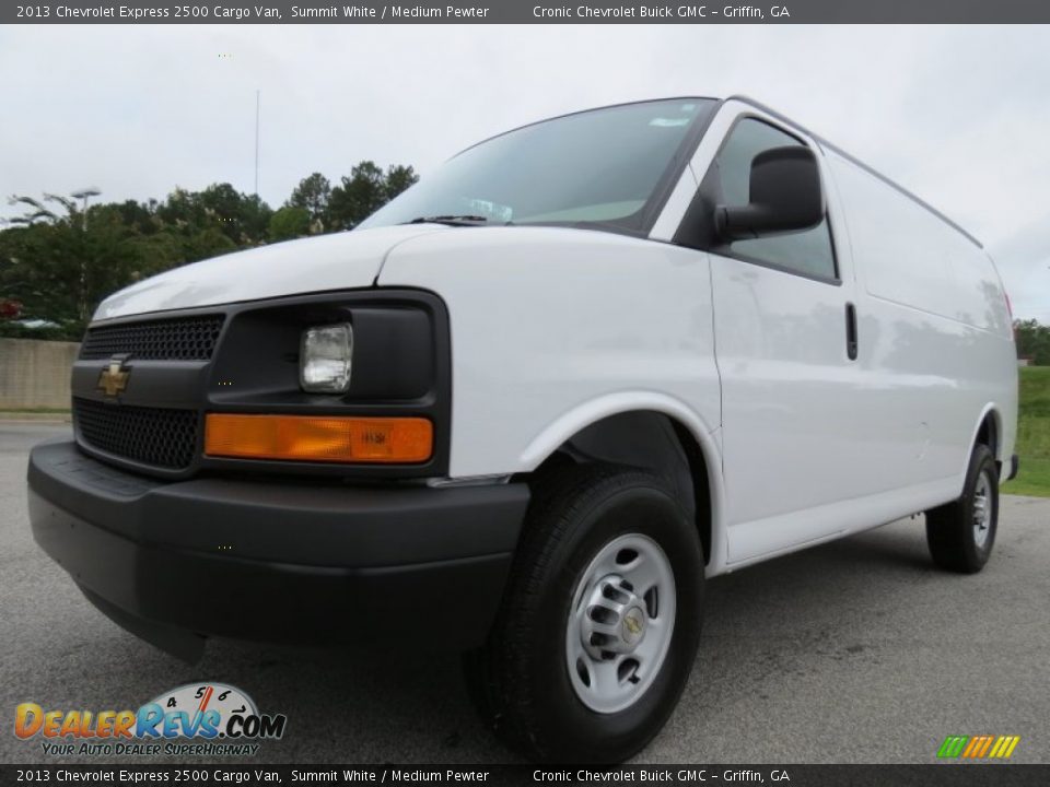 2013 Chevrolet Express 2500 Cargo Van Summit White / Medium Pewter Photo #3