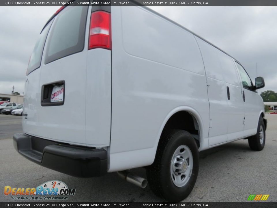 2013 Chevrolet Express 2500 Cargo Van Summit White / Medium Pewter Photo #7