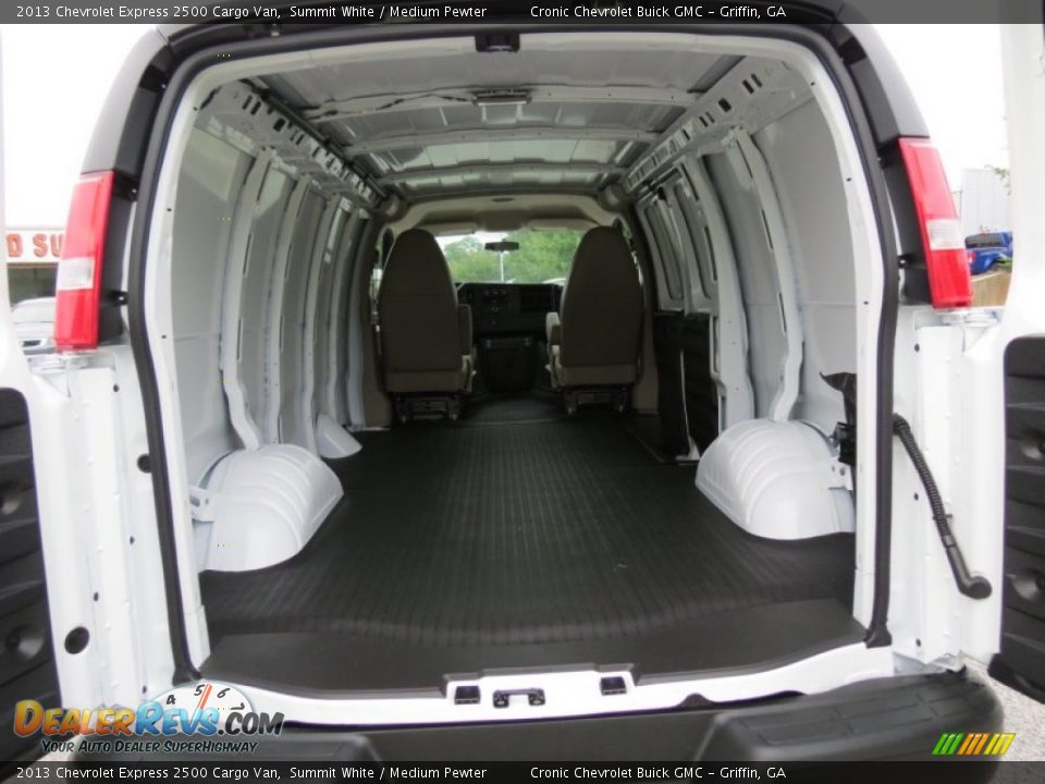 2013 Chevrolet Express 2500 Cargo Van Summit White / Medium Pewter Photo #12