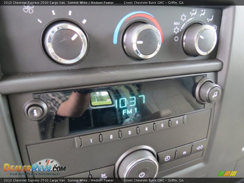 2013 Chevrolet Express 2500 Cargo Van Summit White / Medium Pewter Photo #17