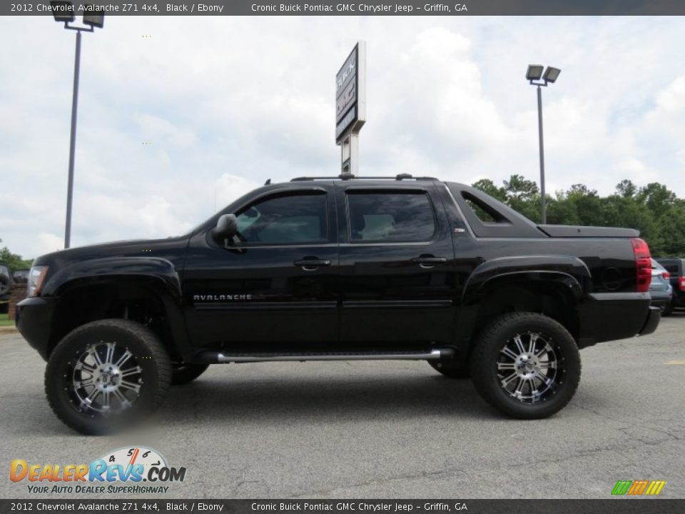 2012 Chevrolet Avalanche Z71 4x4 Black / Ebony Photo #4