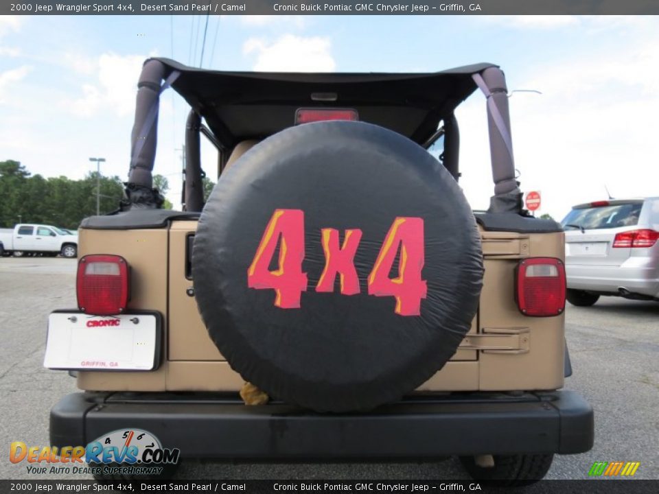 2000 Jeep Wrangler Sport 4x4 Desert Sand Pearl / Camel Photo #6