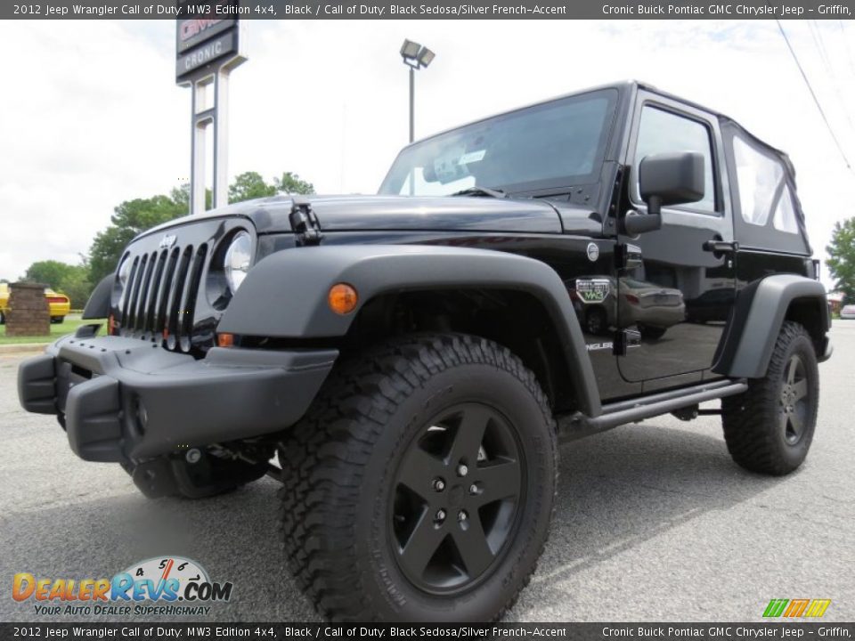 2012 Jeep Wrangler Call of Duty: MW3 Edition 4x4 Black / Call of Duty: Black Sedosa/Silver French-Accent Photo #3