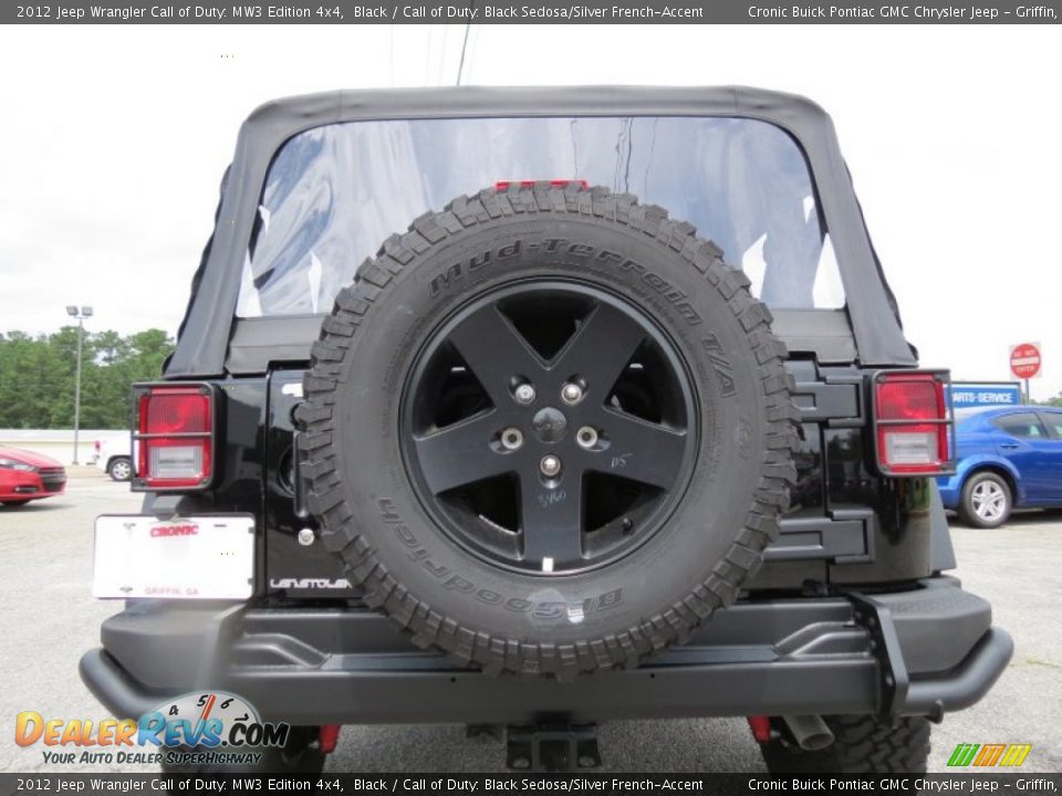 2012 Jeep Wrangler Call of Duty: MW3 Edition 4x4 Black / Call of Duty: Black Sedosa/Silver French-Accent Photo #6