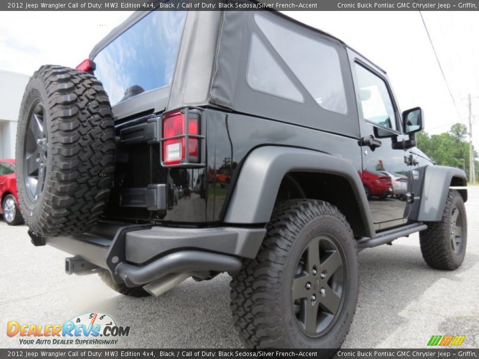 2012 Jeep Wrangler Call of Duty: MW3 Edition 4x4 Black / Call of Duty: Black Sedosa/Silver French-Accent Photo #7