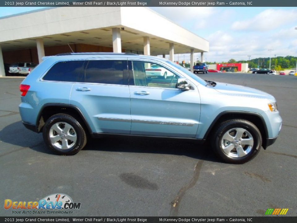 Winter Chill Pearl 2013 Jeep Grand Cherokee Limited Photo #4