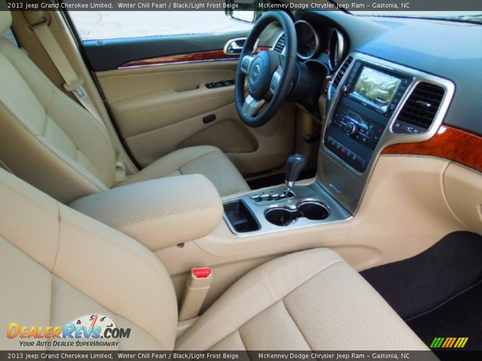 2013 Jeep Grand Cherokee Limited Winter Chill Pearl / Black/Light Frost Beige Photo #25