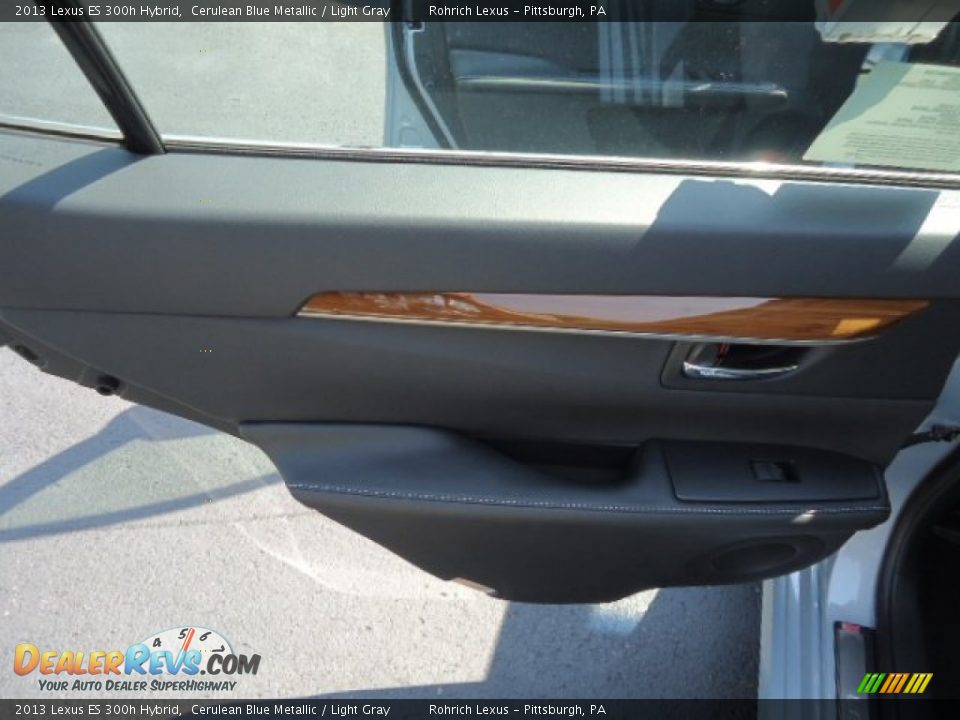 2013 Lexus ES 300h Hybrid Cerulean Blue Metallic / Light Gray Photo #13