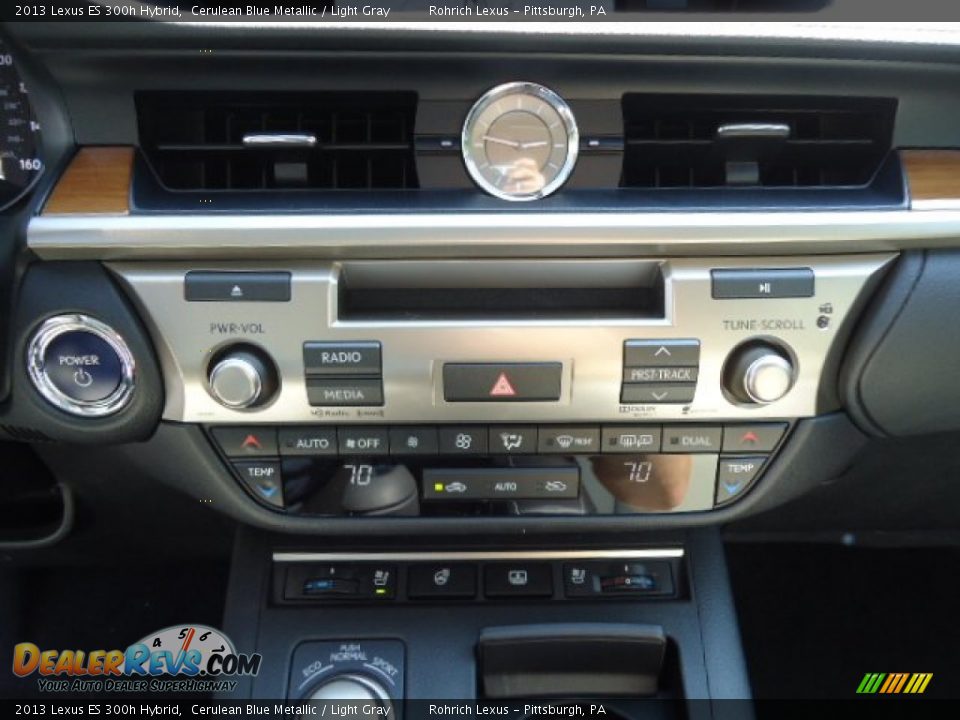 2013 Lexus ES 300h Hybrid Cerulean Blue Metallic / Light Gray Photo #19