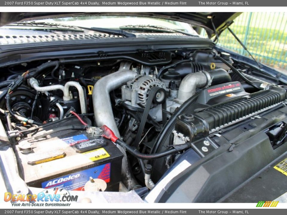 2007 Ford F350 Super Duty XLT SuperCab 4x4 Dually Medium Wedgewood Blue Metallic / Medium Flint Photo #33