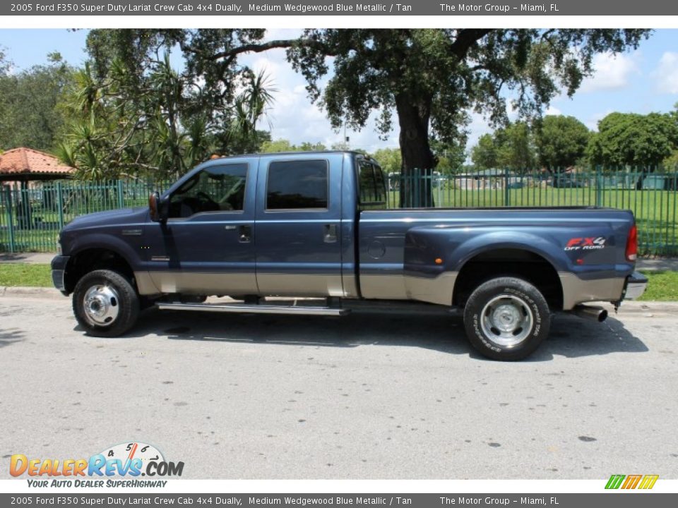 2005 Ford F350 Super Duty Lariat Crew Cab 4x4 Dually Medium Wedgewood Blue Metallic / Tan Photo #4