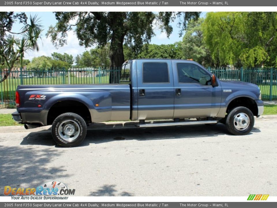 2005 Ford F350 Super Duty Lariat Crew Cab 4x4 Dually Medium Wedgewood Blue Metallic / Tan Photo #10