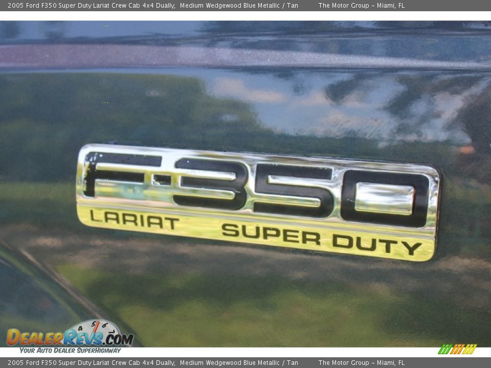2005 Ford F350 Super Duty Lariat Crew Cab 4x4 Dually Medium Wedgewood Blue Metallic / Tan Photo #16