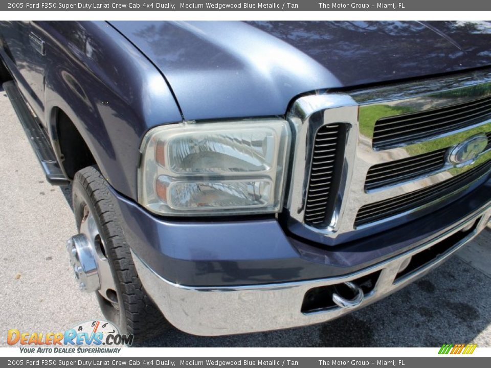 2005 Ford F350 Super Duty Lariat Crew Cab 4x4 Dually Medium Wedgewood Blue Metallic / Tan Photo #18